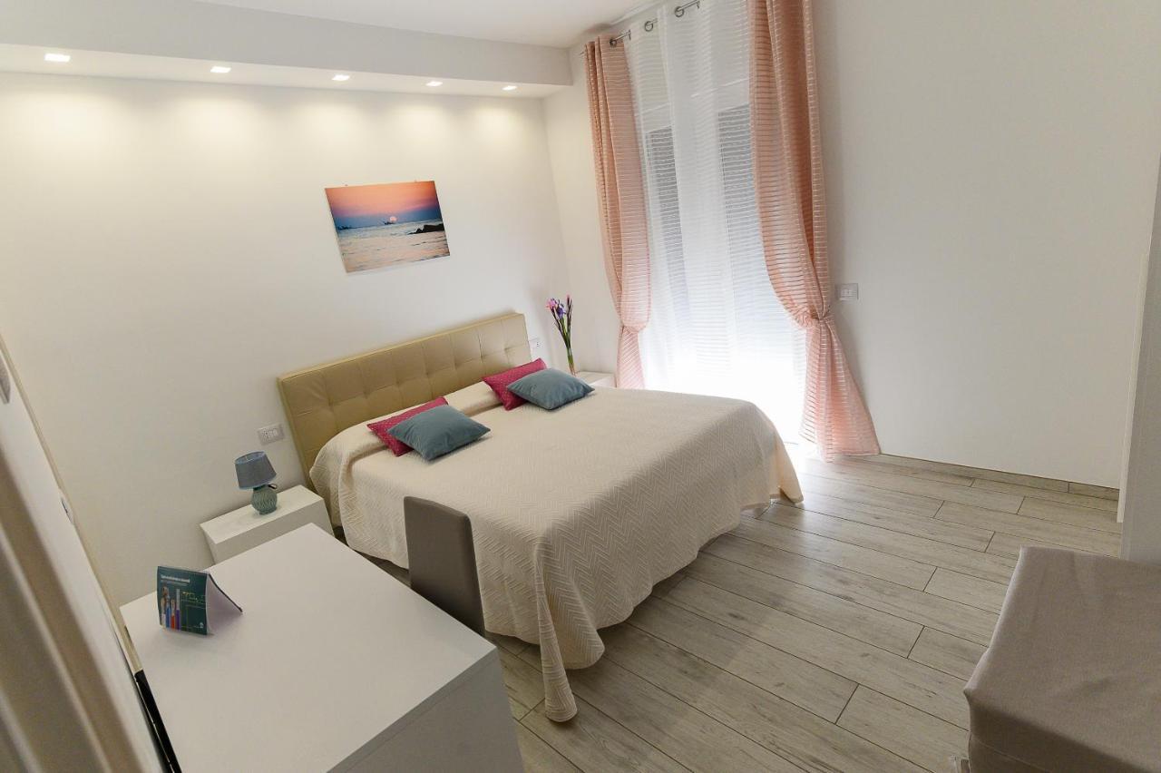 Pineta Del Mare Bed & Breakfast Alba Adriatica Eksteriør bilde
